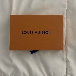 Extra small LV box